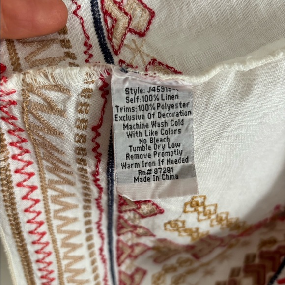 Johnny Was white linen jacket w/ embroidery size S. Major price drop!! - Picture 5 of 6